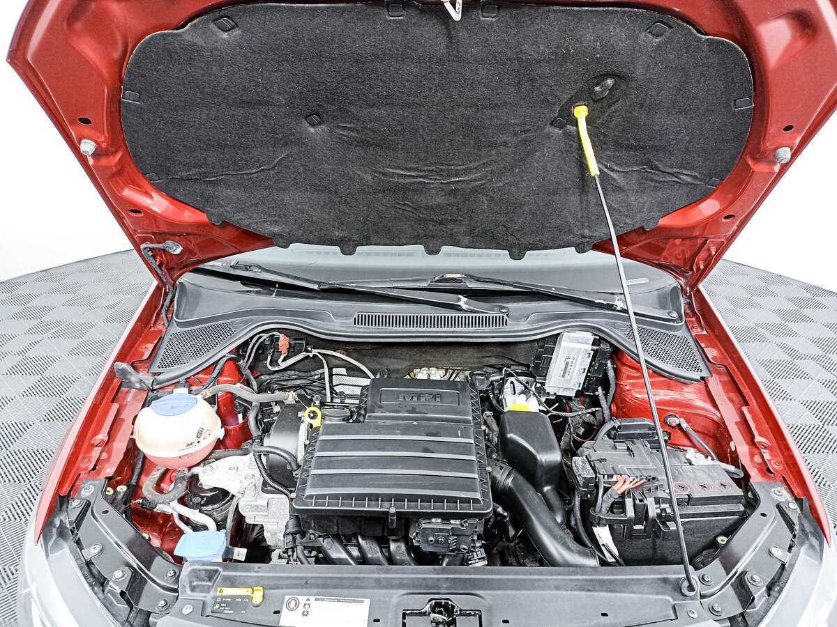 Volkswagen Polo с пробегом — 2016 год. Фото: #8