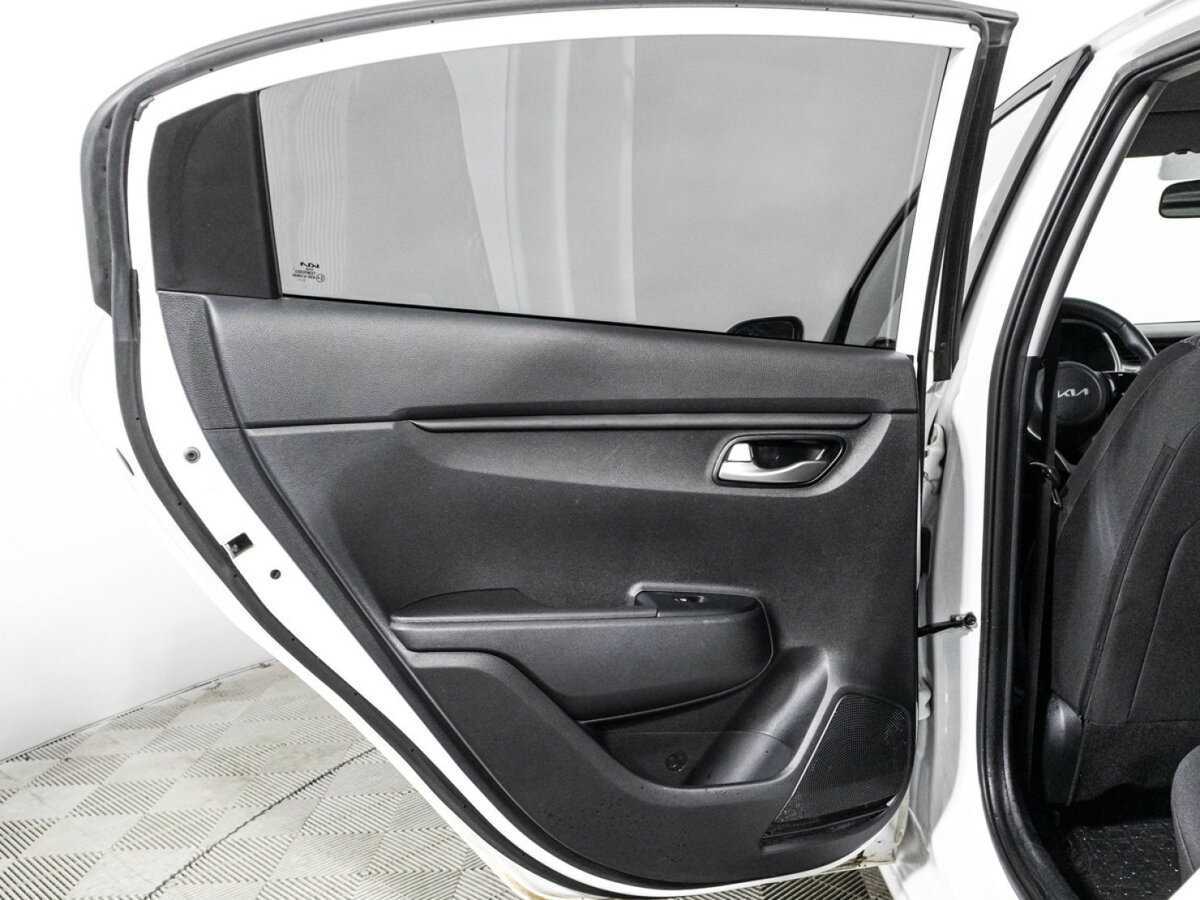 Kia Rio с пробегом — 2021 год. Фото: #24