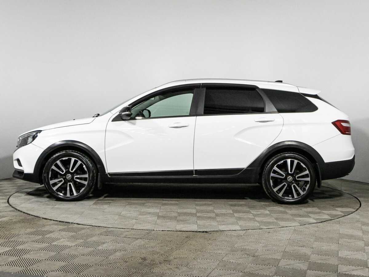 Lada (ВАЗ) Vesta с пробегом — 2018 год. Фото: #7