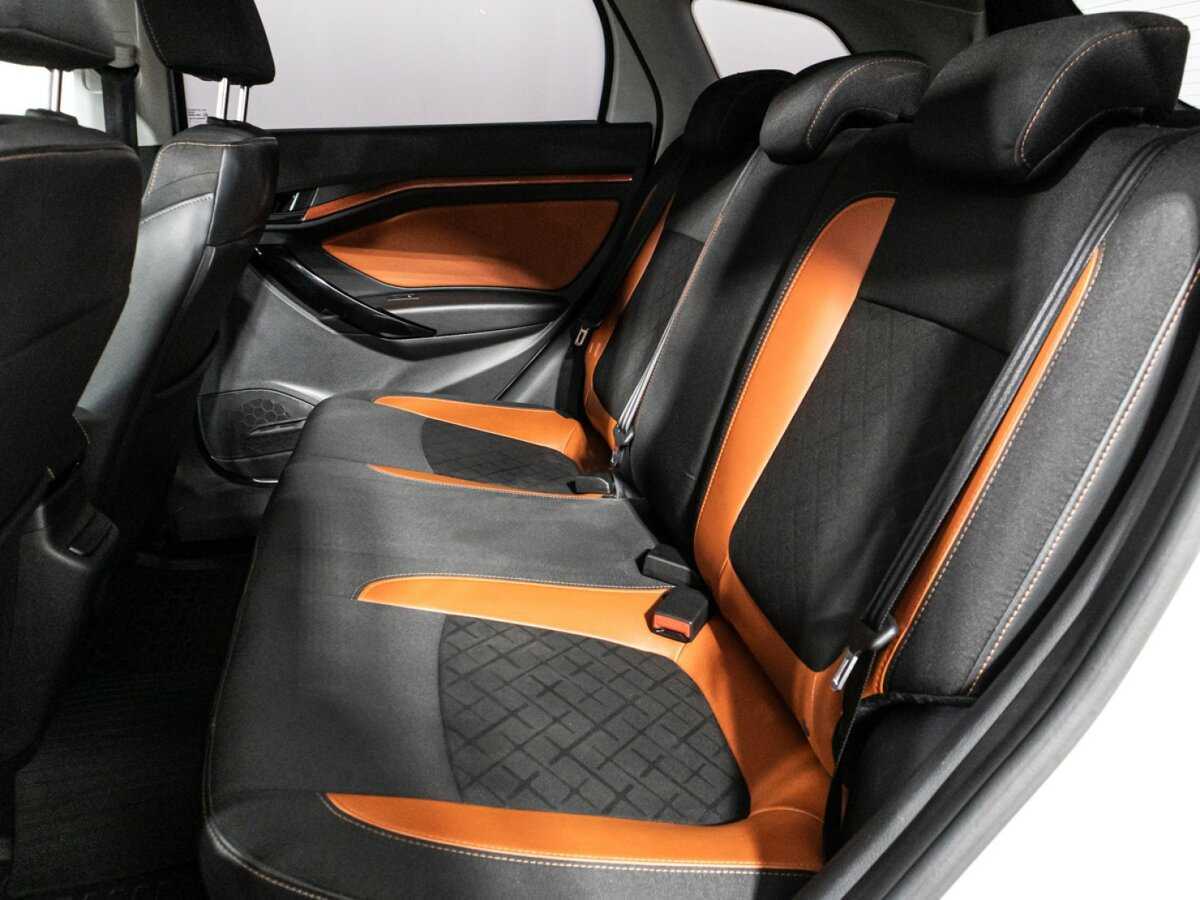 Lada (ВАЗ) Vesta с пробегом — 2018 год. Фото: #9