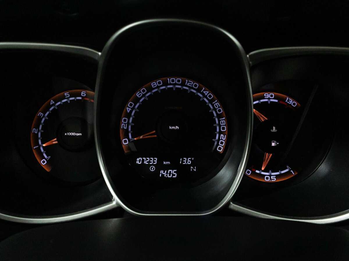 Lada (ВАЗ) Vesta с пробегом — 2018 год. Фото: #11