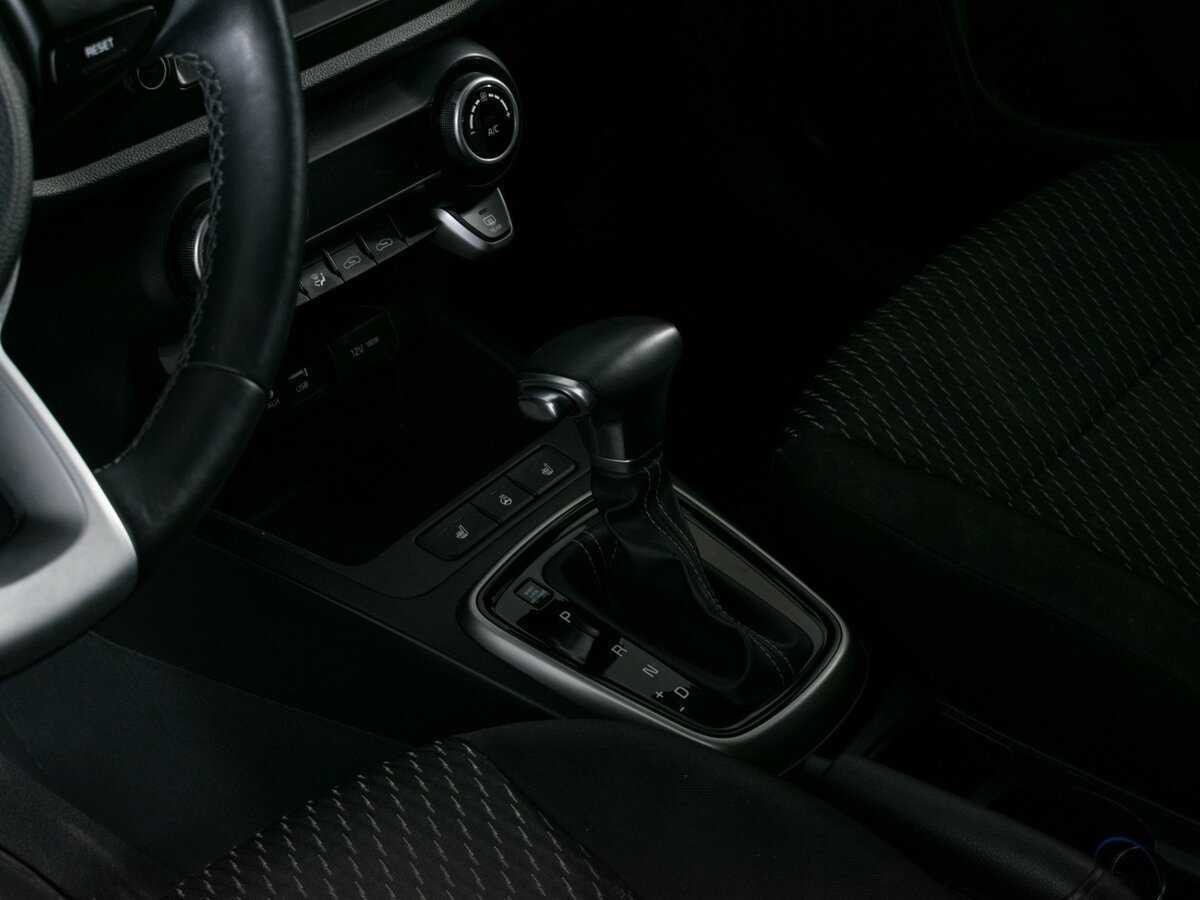 Kia Rio с пробегом — 2018 год. Фото: #12