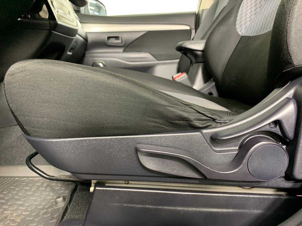 Купить Митсубиши Оутлэндер, 2013, 175 489 км.. Фото: #16