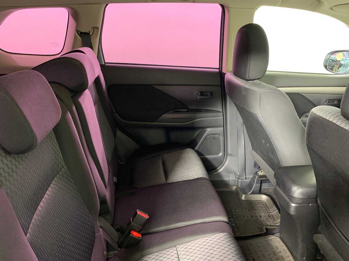 Купить Митсубиши Оутлэндер, 2013, 175 489 км.. Фото: #17