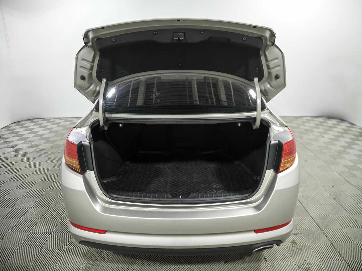 Kia Optima с пробегом — 2012 год. Фото: #13