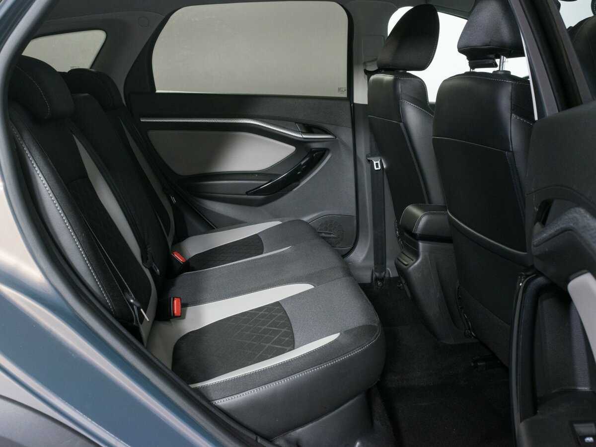 Lada (ВАЗ) Vesta с пробегом — 2019 год. Фото: #10