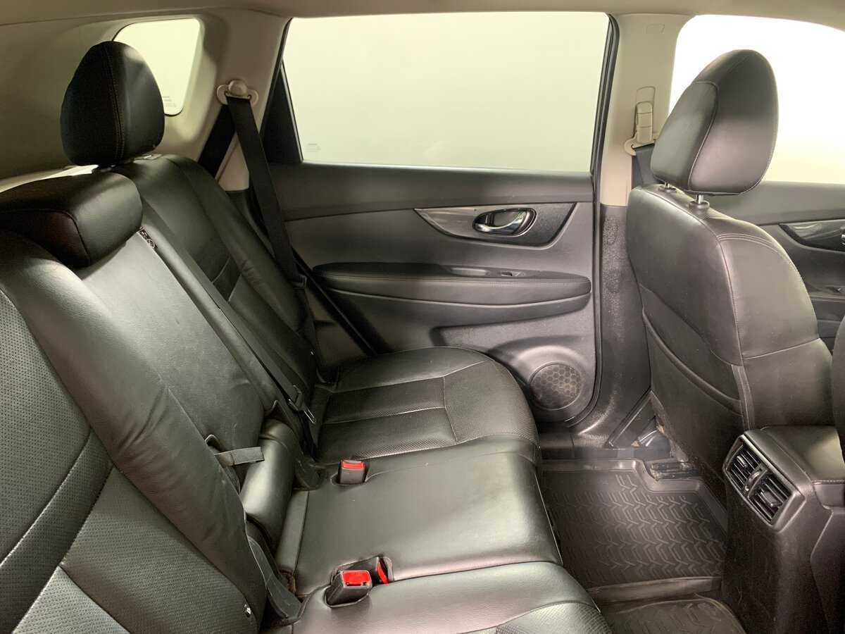 Nissan X-Trail с пробегом — 2016 год. Фото: #17