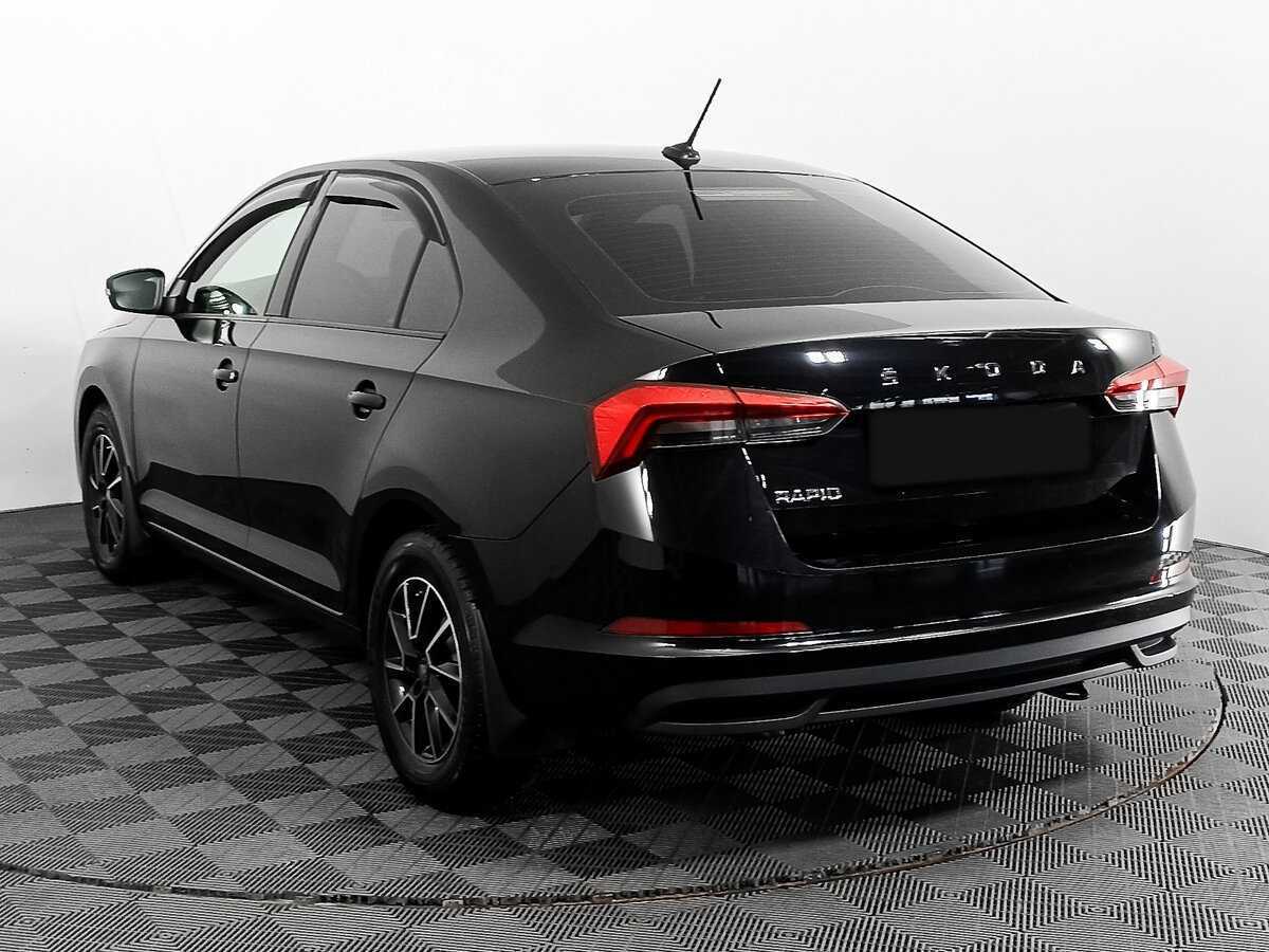 Skoda Rapid с пробегом — 2021 год. Фото: #5