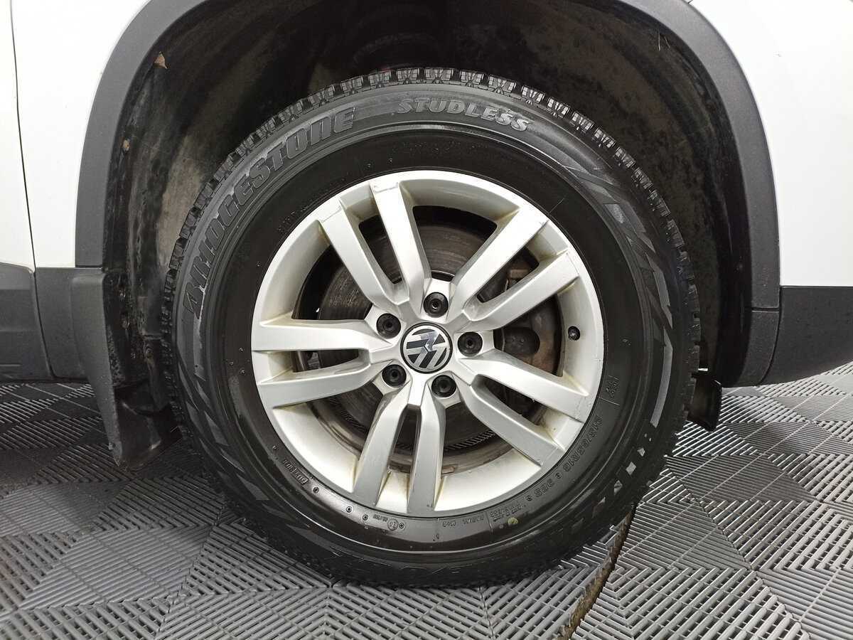 Volkswagen Tiguan с пробегом — 2014 год. Фото: #17