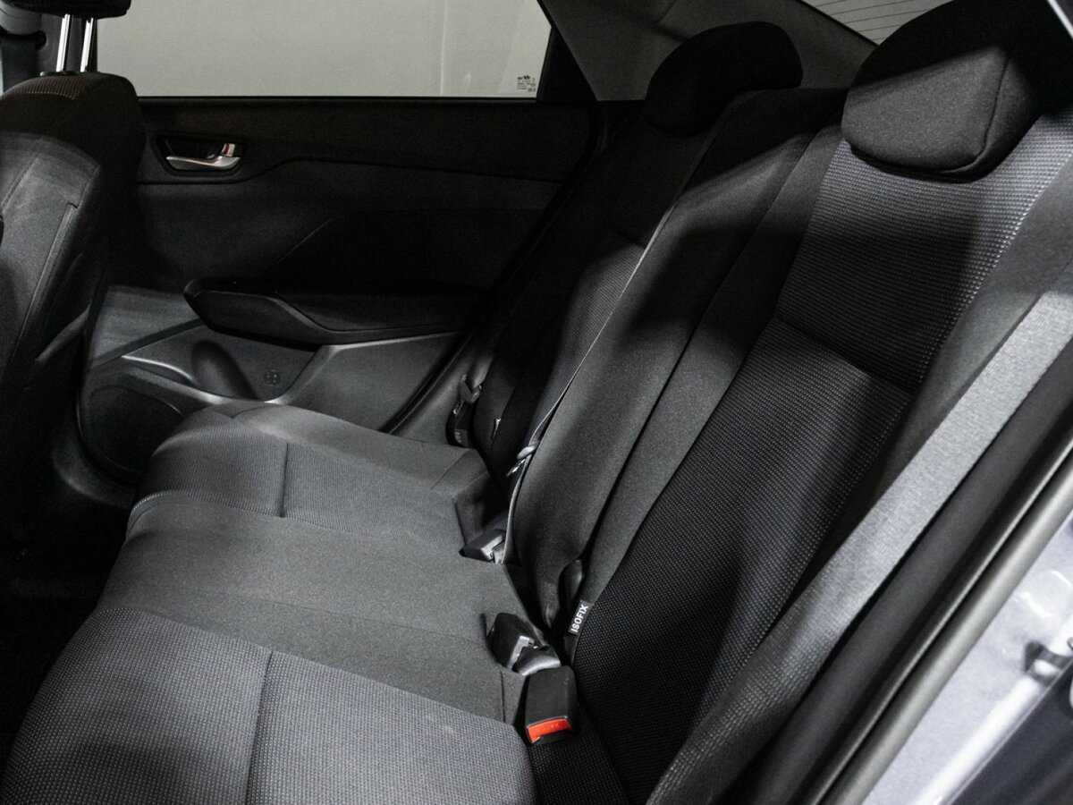 Hyundai Solaris с пробегом — 2021 год. Фото: #9