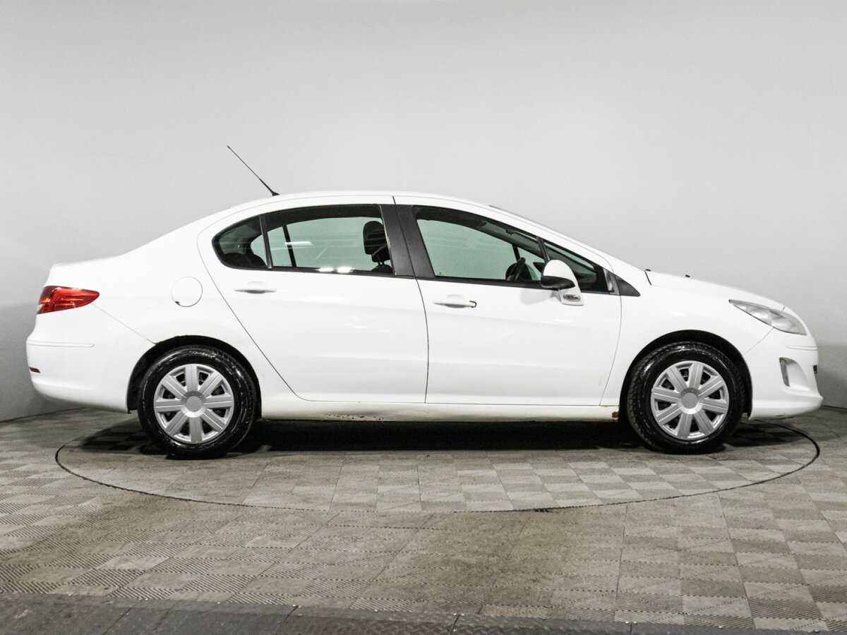 Peugeot 408 с пробегом — 2013 год. Фото: #3