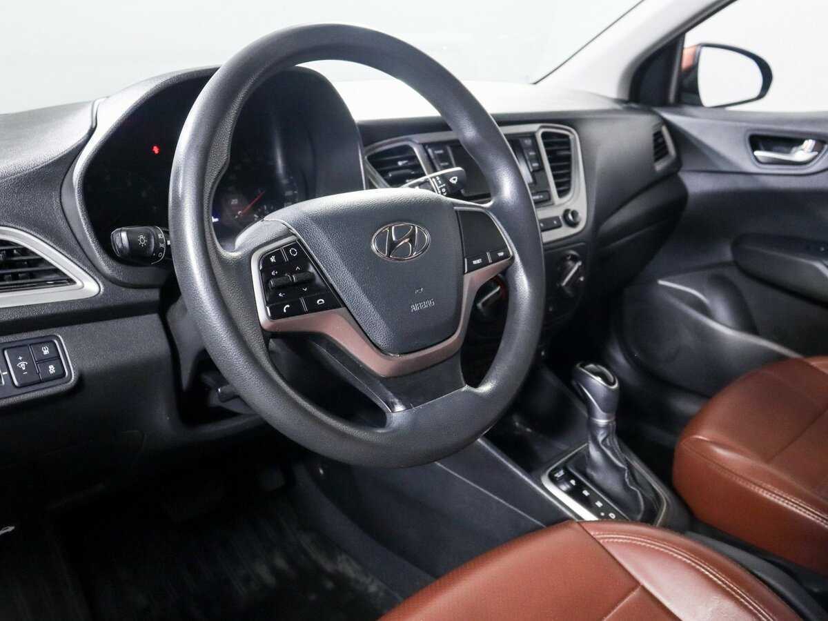 Hyundai Solaris с пробегом — 2021 год. Фото: #13