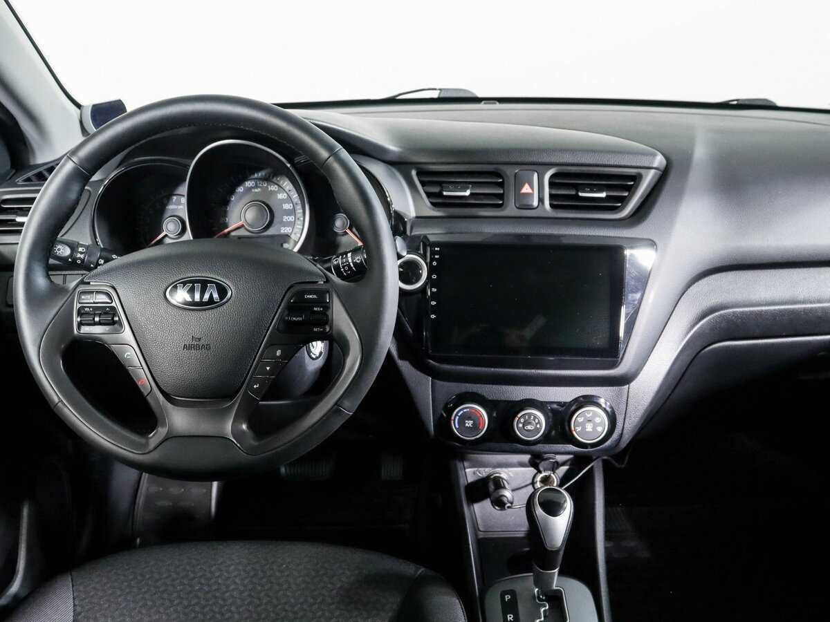 Kia Rio с пробегом — 2015 год. Фото: #8