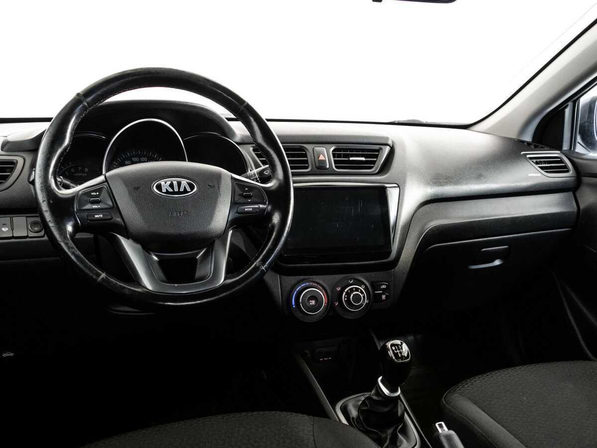 Kia Rio с пробегом — 2014 год. Фото: #7