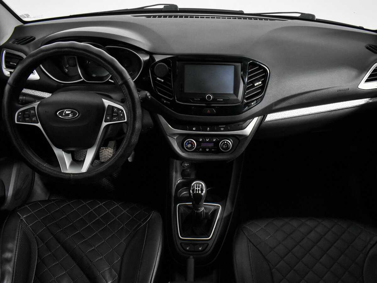 Lada (ВАЗ) Vesta с пробегом — 2019 год. Фото: #14