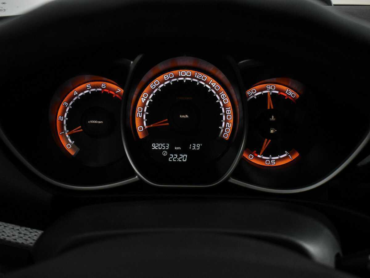 Lada (ВАЗ) Vesta с пробегом — 2019 год. Фото: #19