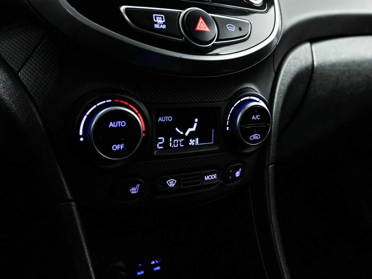 Hyundai Solaris с пробегом — 2016 год. Фото: #15