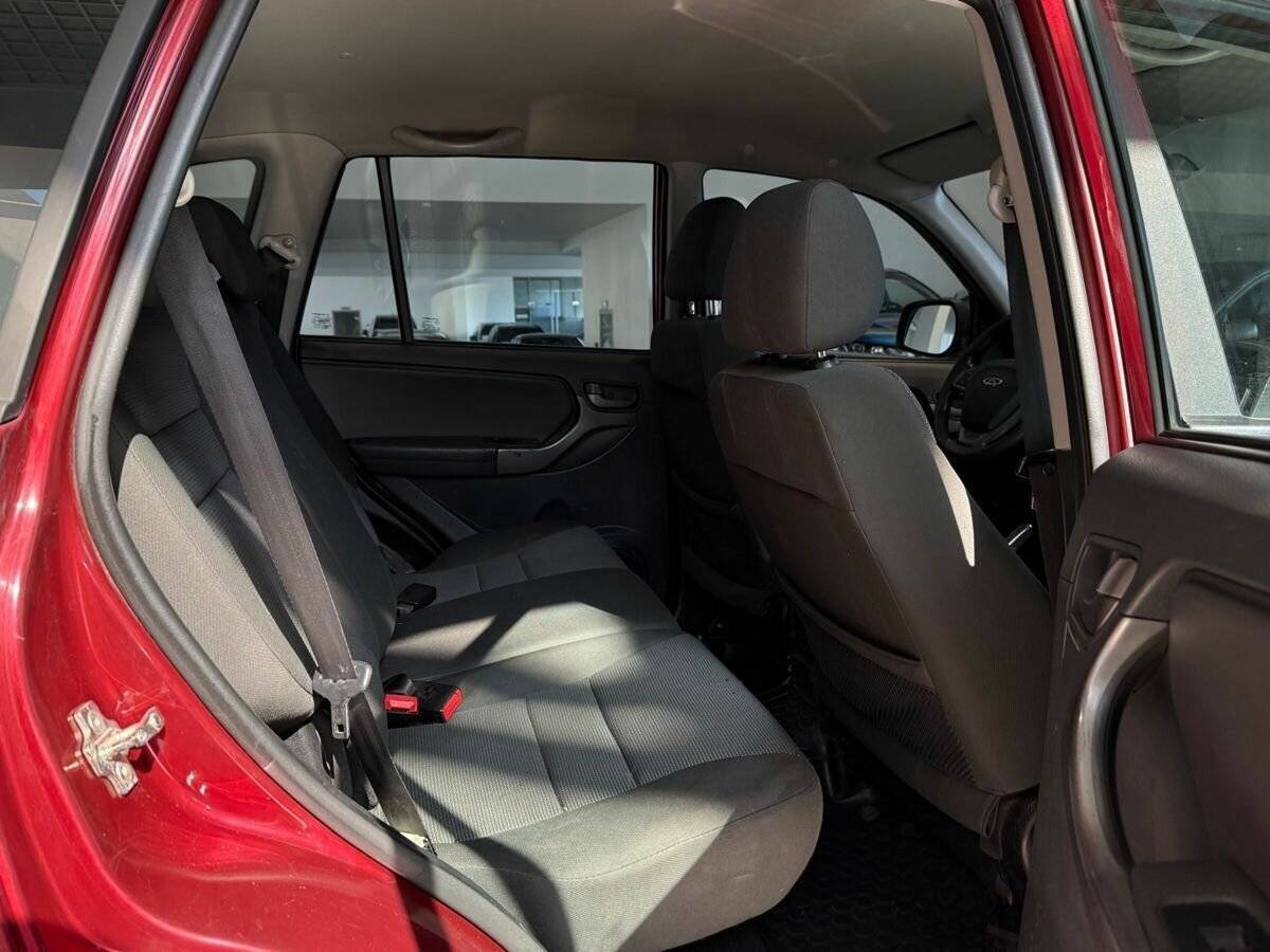 Chery Tiggo (T11) с пробегом — 2014 год. Фото: #15