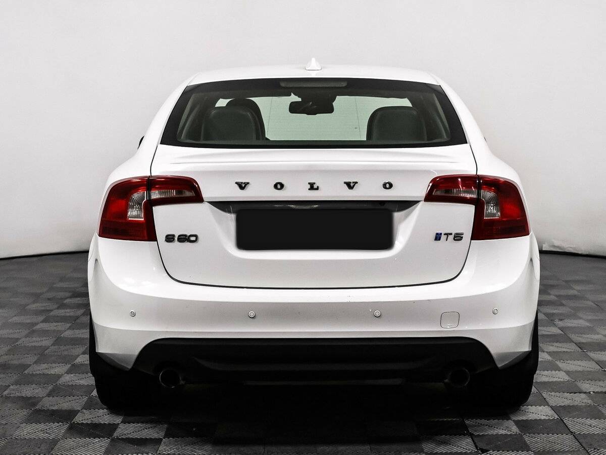 Volvo S60 с пробегом — 2012 год. Фото: #5