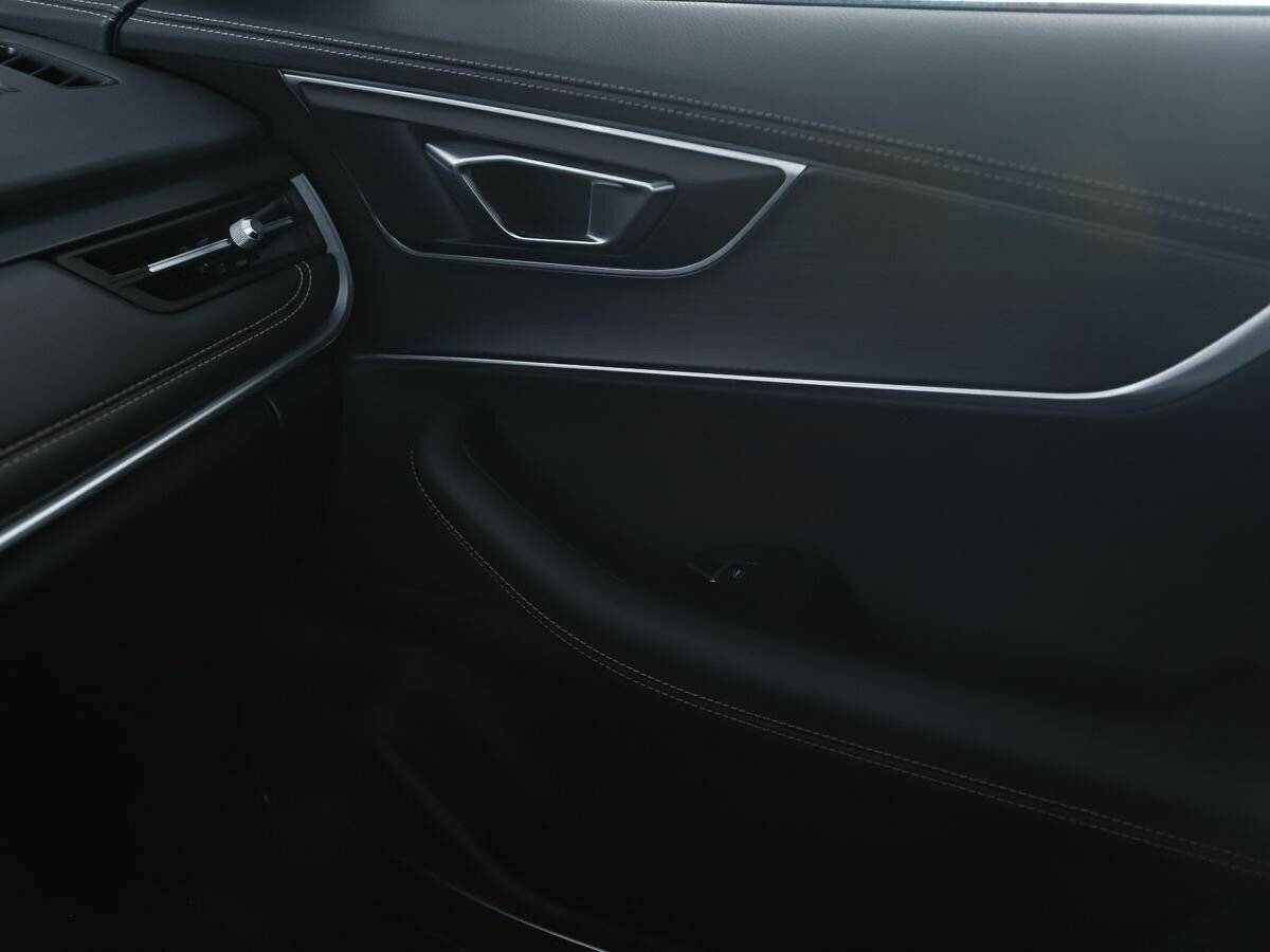 Chery Tiggo 8 с пробегом — 2020 год. Фото: #17