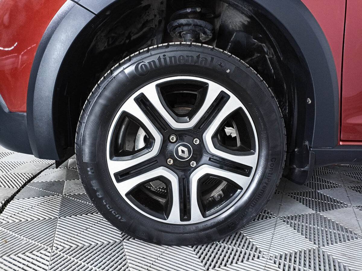 Renault Sandero с пробегом — 2020 год. Фото: #16