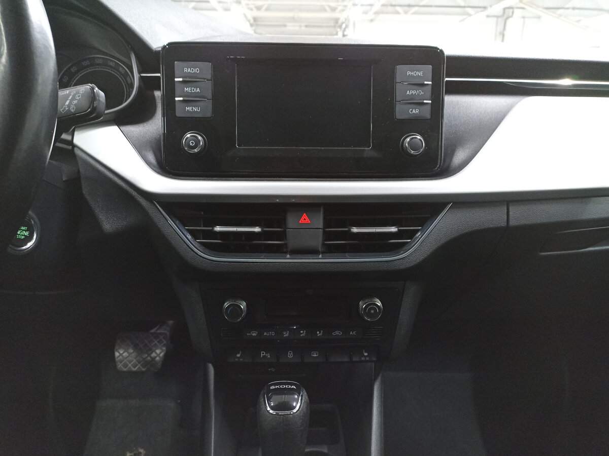 Skoda Rapid с пробегом — 2020 год. Фото: #14