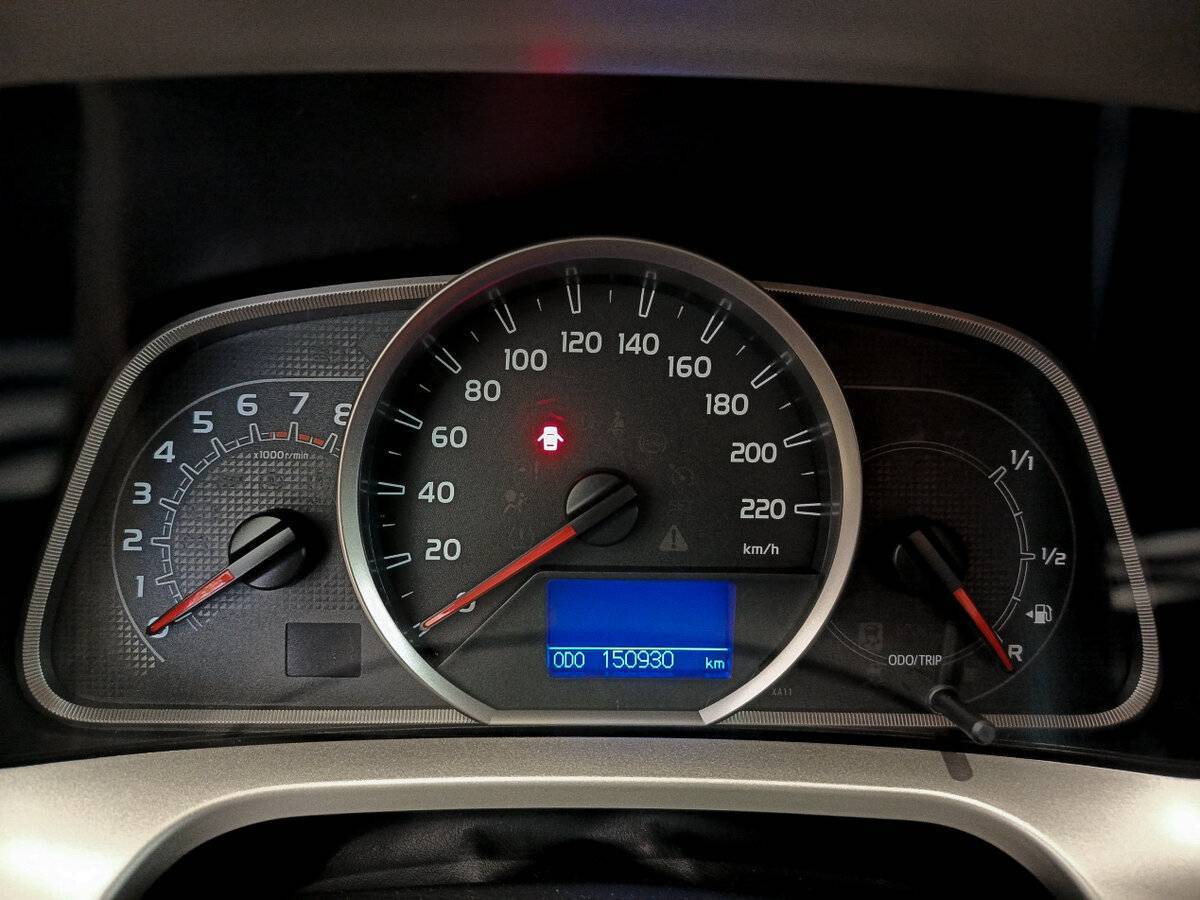 Toyota RAV4 с пробегом — 2015 год. Фото: #12