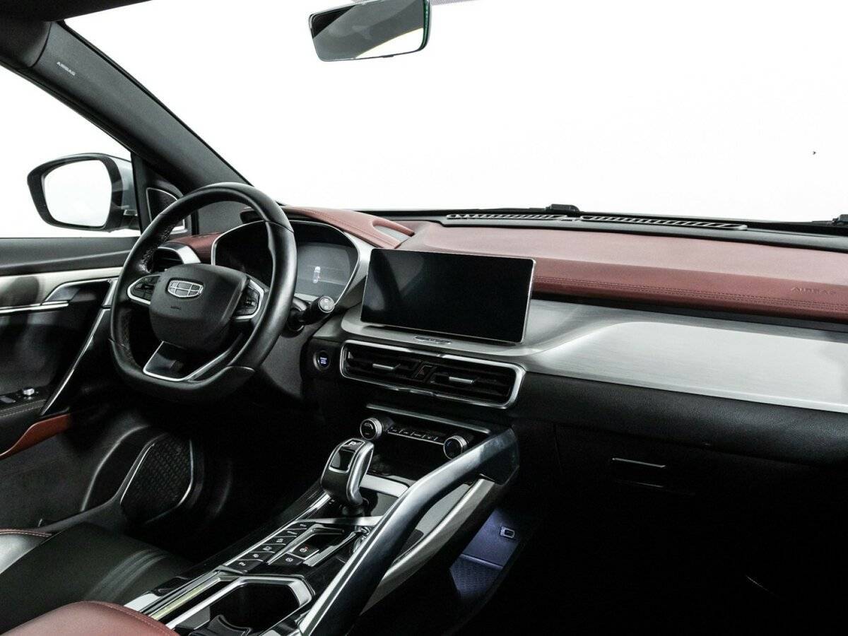 Geely Coolray с пробегом — 2021 год. Фото: #8