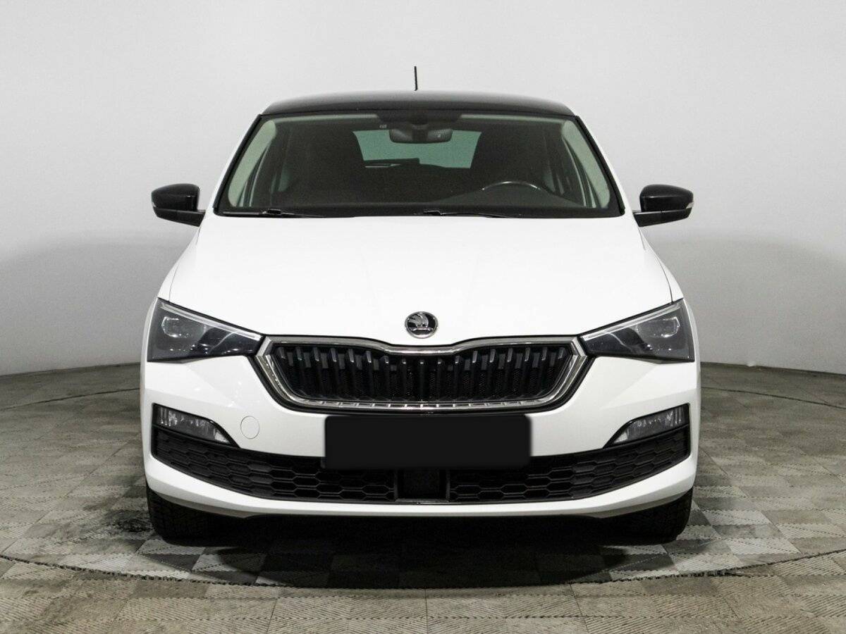 Skoda Rapid с пробегом — 2020 год. Фото: #1