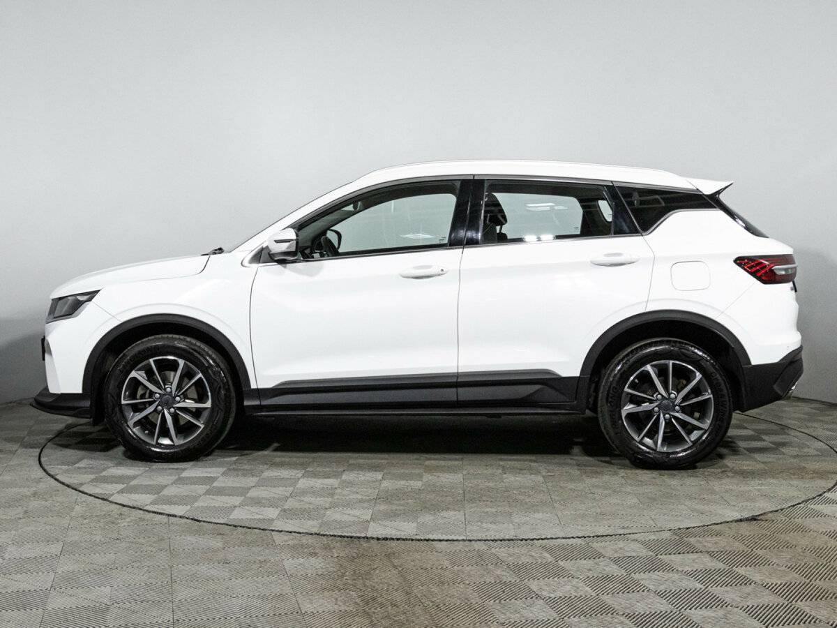 Geely Coolray с пробегом — 2022 год. Фото: #7