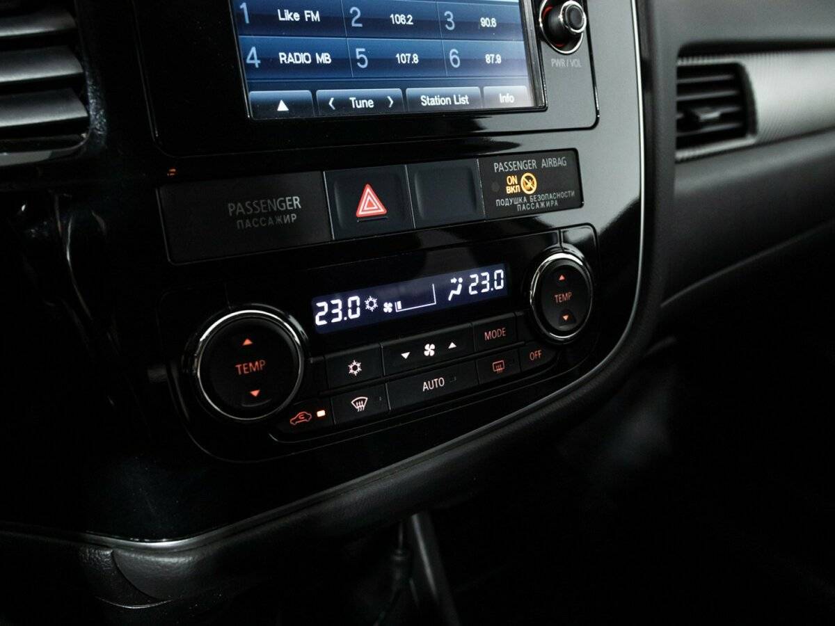 Купить Митсубиши Оутлэндер, 2012, 139 888 км.. Фото: #16