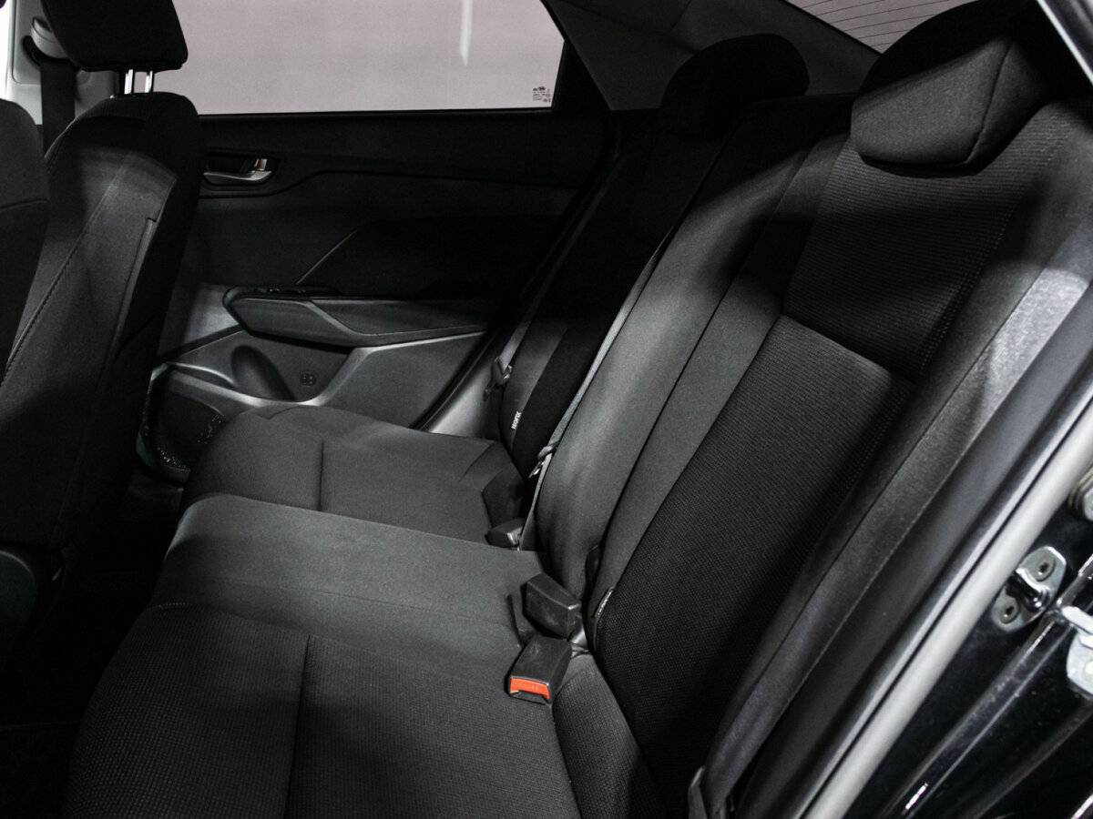 Hyundai Solaris с пробегом — 2020 год. Фото: #9