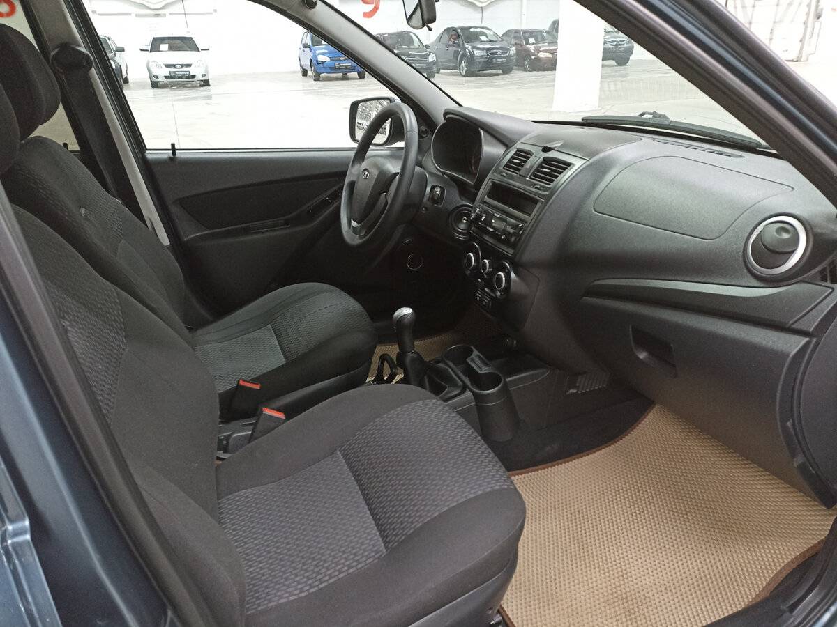 Lada (ВАЗ) Kalina с пробегом — 2014 год. Фото: #10