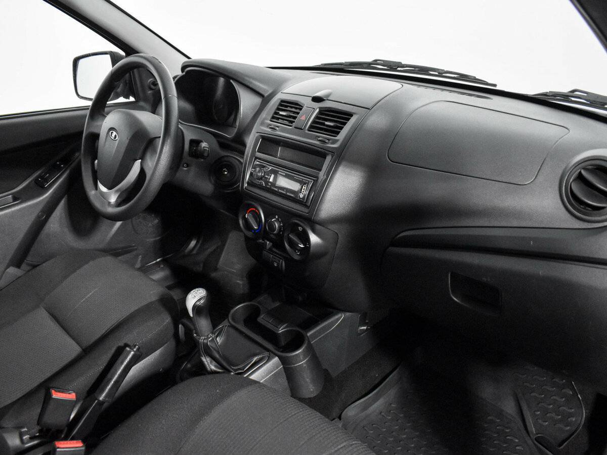 Lada (ВАЗ) Kalina с пробегом — 2013 год. Фото: #11