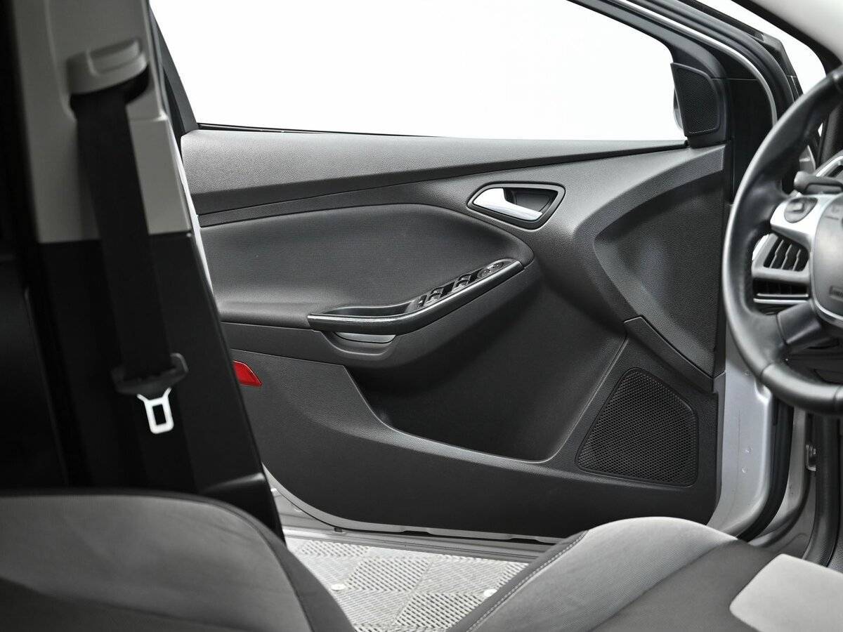 Ford Focus с пробегом — 2014 год. Фото: #5