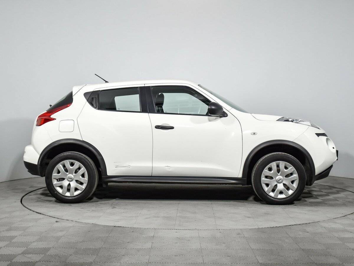 Nissan Juke с пробегом — 2013 год. Фото: #3