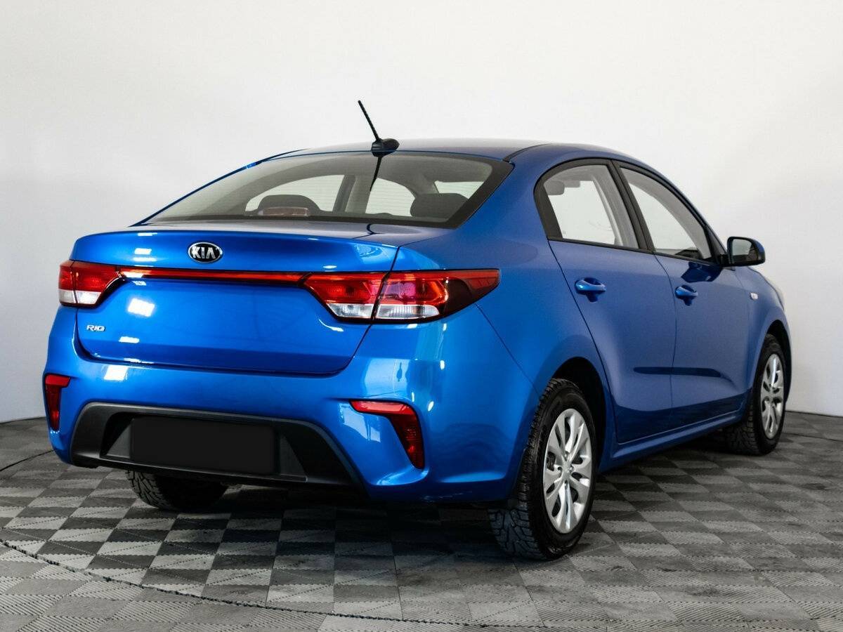 Kia Rio с пробегом — 2017 год. Фото: #3