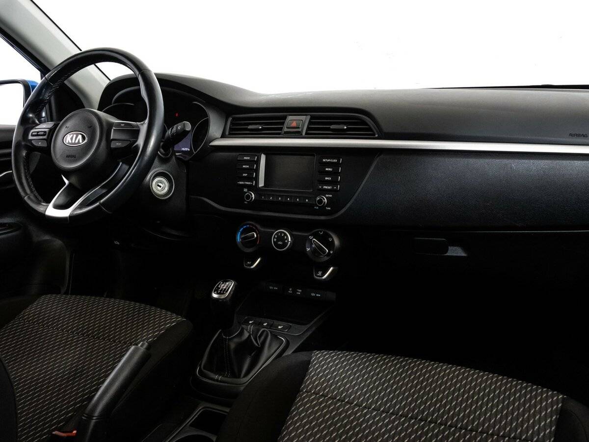 Kia Rio с пробегом — 2017 год. Фото: #6