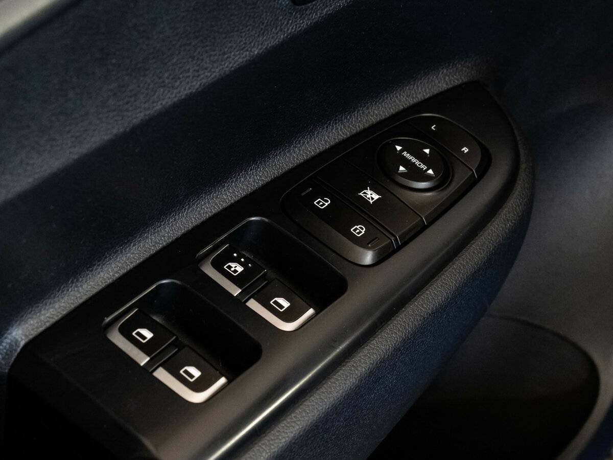 Kia Rio с пробегом — 2017 год. Фото: #14