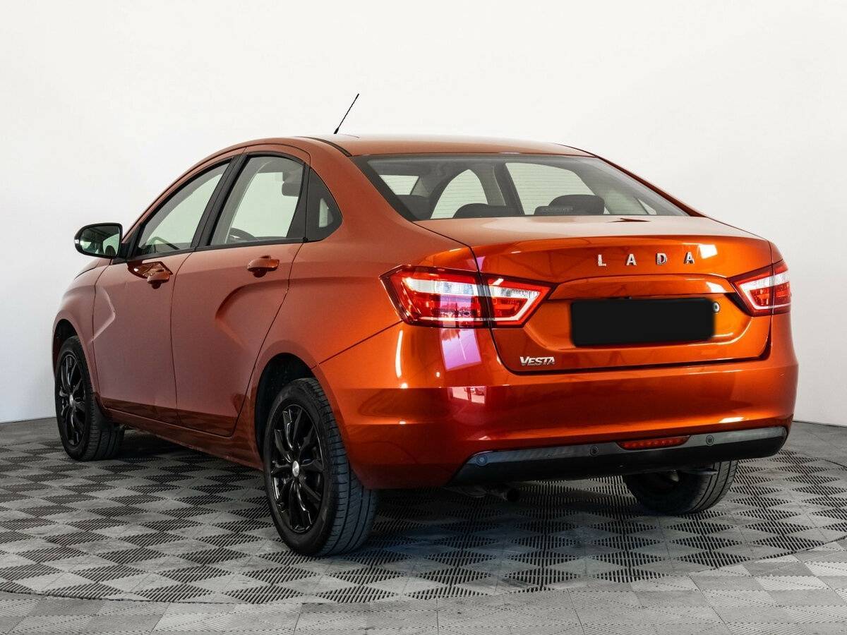 Lada (ВАЗ) Vesta с пробегом — 2016 год. Фото: #6