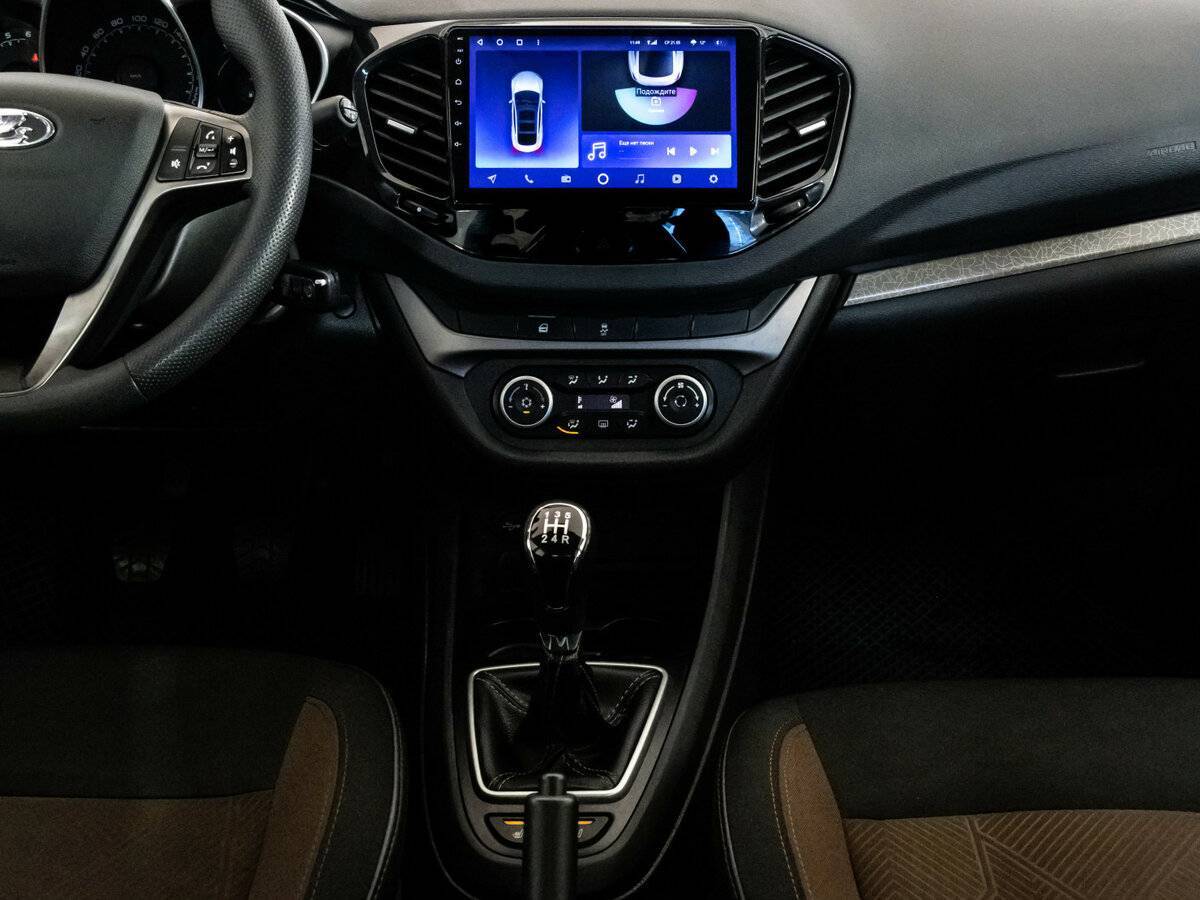 Lada (ВАЗ) Vesta с пробегом — 2016 год. Фото: #13