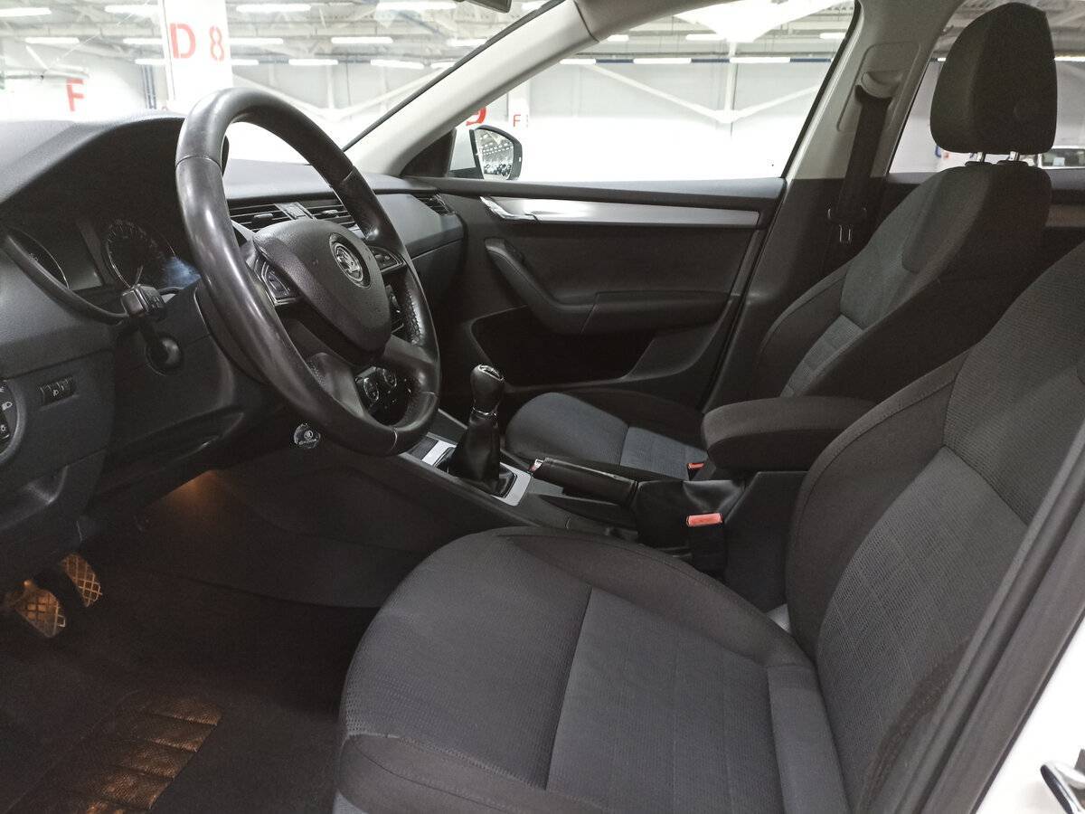 Купить Шкода Октавия, 2013, 260 225 км.. Фото: #15