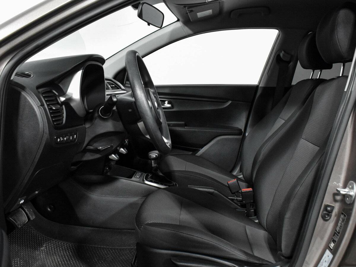 Kia Rio с пробегом — 2020 год. Фото: #9
