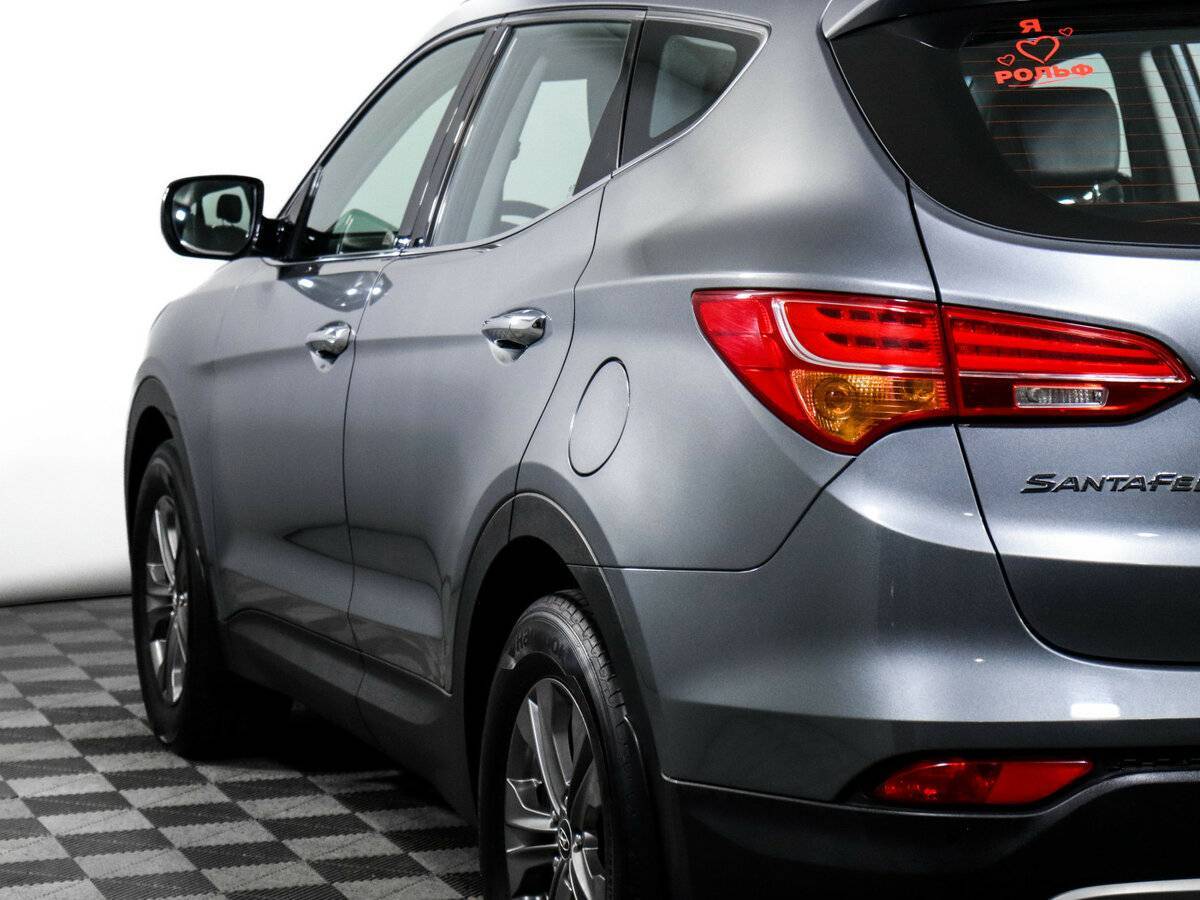Hyundai Santa Fe с пробегом — 2012 год. Фото: #18