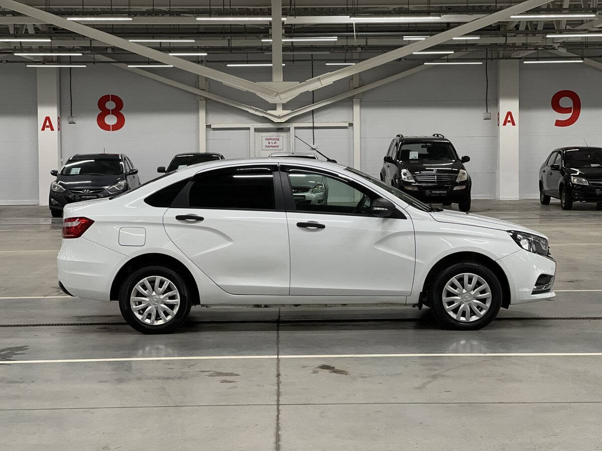 Lada (ВАЗ) Vesta с пробегом — 2018 год. Фото: #3