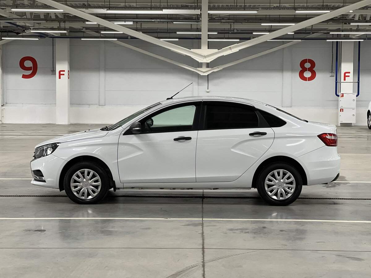 Lada (ВАЗ) Vesta с пробегом — 2018 год. Фото: #7