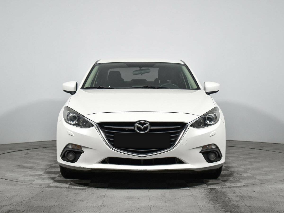 Mazda 3 с пробегом — 2014 год. Фото: #1