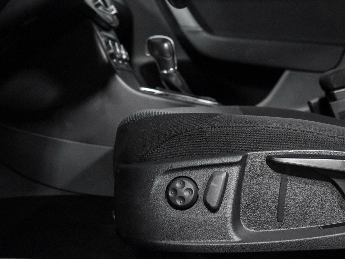 Volkswagen Passat с пробегом — 2012 год. Фото: #7