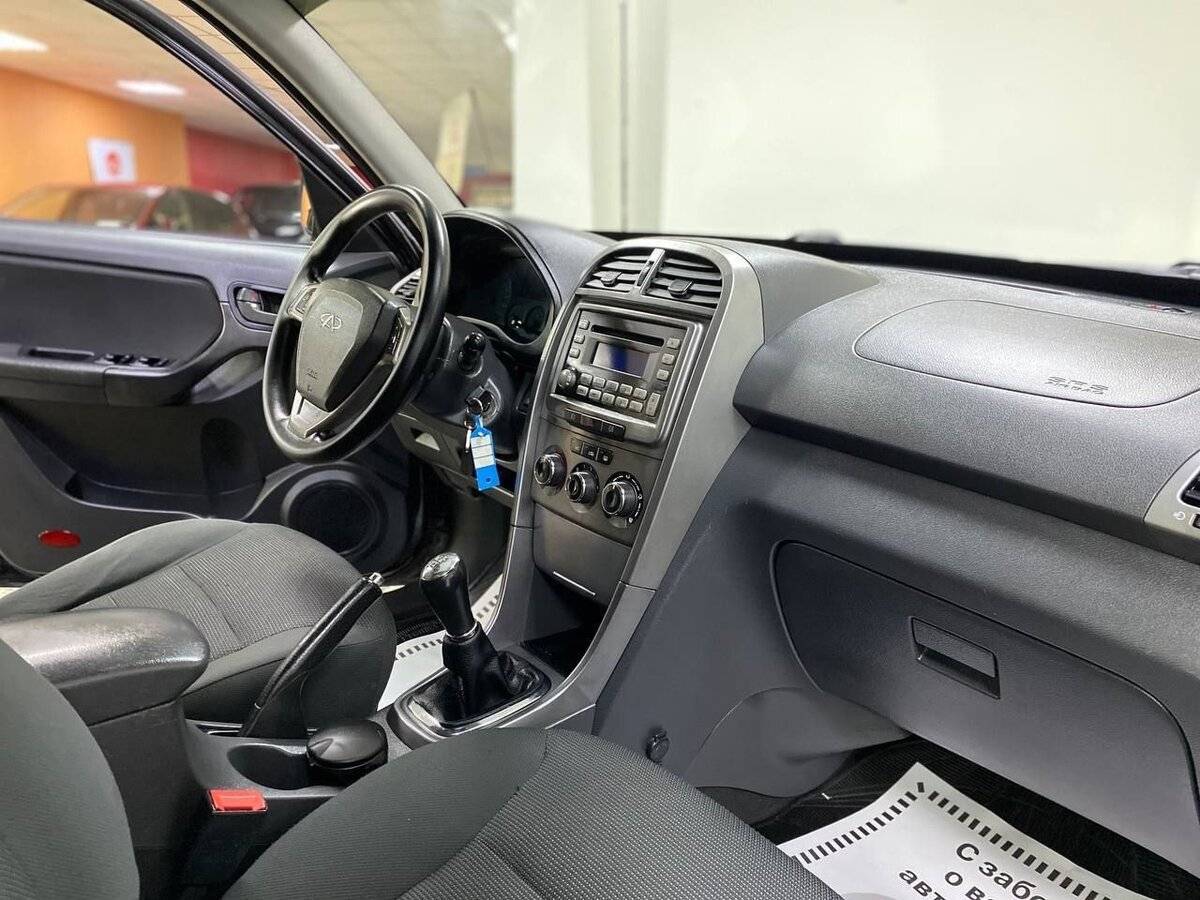 Chery Tiggo (T11) с пробегом — 2013 год. Фото: #6