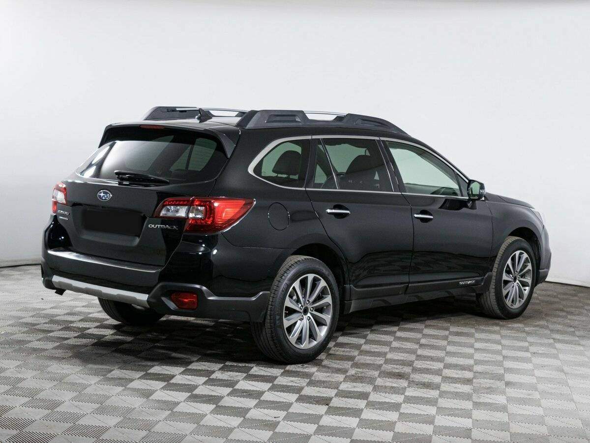 Subaru Outback с пробегом — 2015 год. Фото: #3